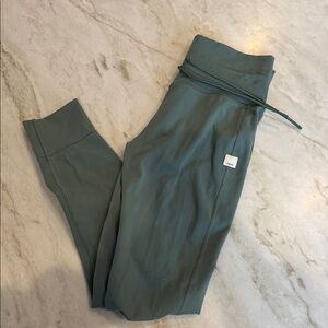 Vuori daily leggings free